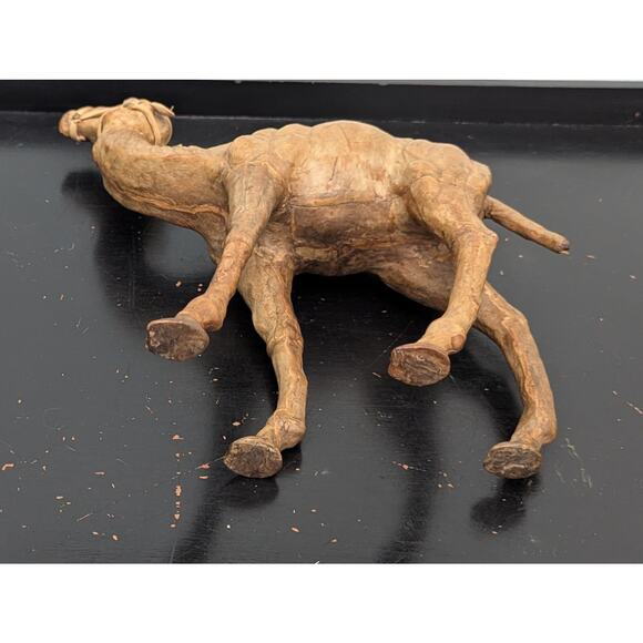 Large Leather Hand Wrapped Camel Figurine w Glass Eyes Quality Vintage - Picture 5 of 5